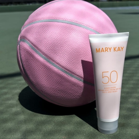 🌞NIB Mary Kay SPF 50 Sunscreen🌞 - Picture 4 of 5